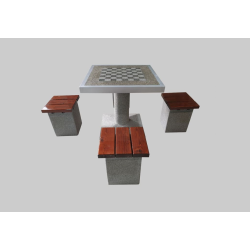 Lauko betoninis šaškių- šachamatų stalas.