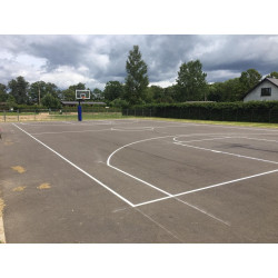 Horizontalus, vertikalus,  gatvių ženklinimas